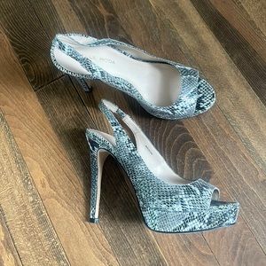 Pelle Moda snakeskin pumps
